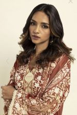 Khaadi 3 Piece Suit - Image 3